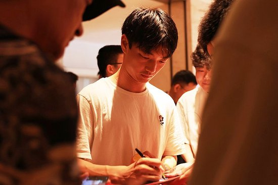 专业所以官方成立了公司内部的义务工作的团体。服务