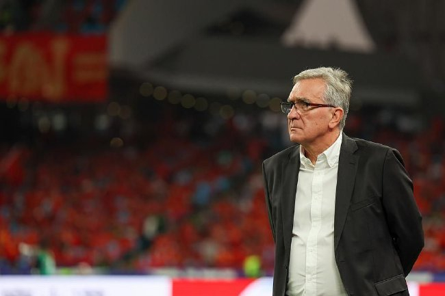 国足攻击端人员储备充足 教练组选用新人须谨慎